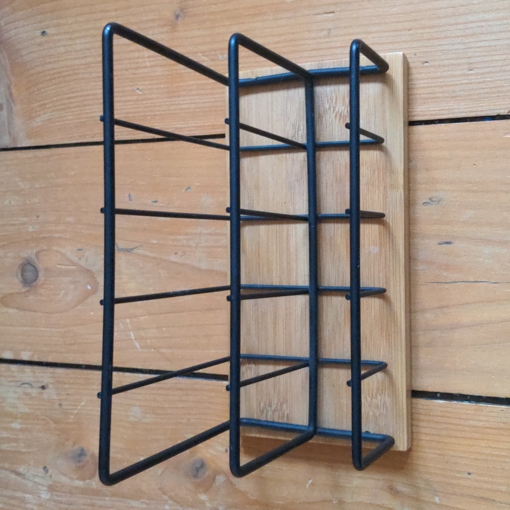 **FREE ADD ON**Paper holder stand